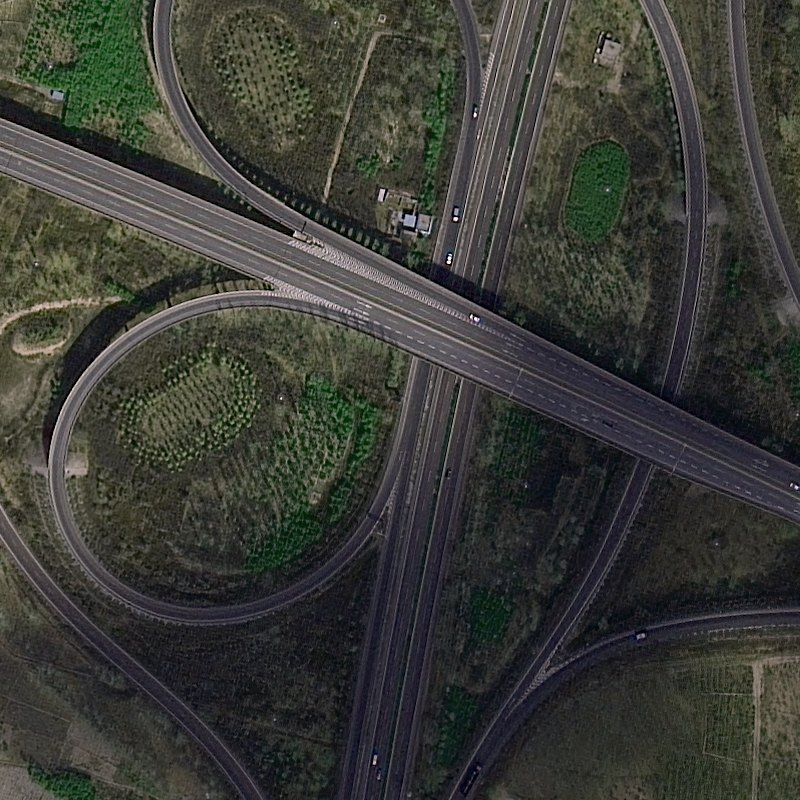 Highway interchange at native 0.5 m